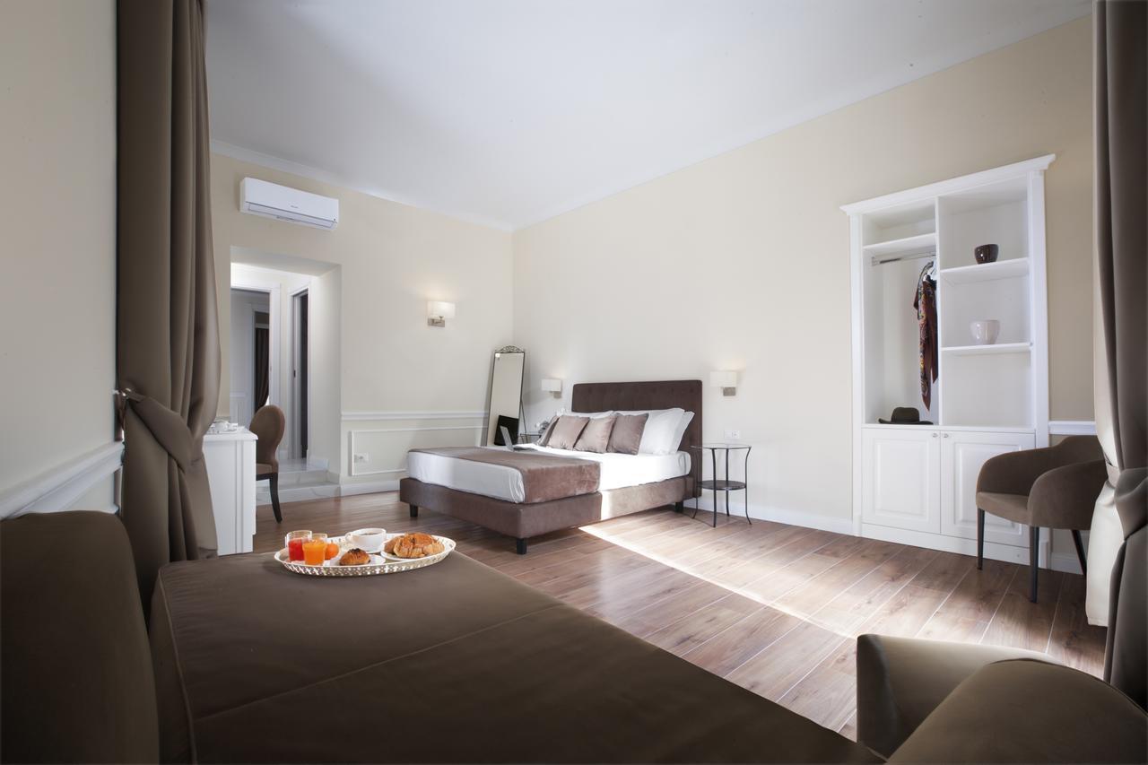 La Fontanina Suites Naples Exterior photo